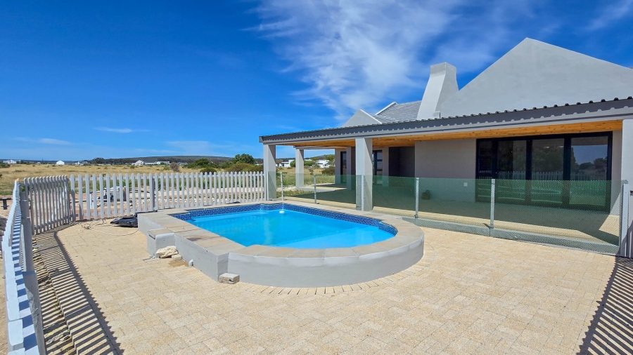 To Let 5 Bedroom Property for Rent in Long Acres Country Estate Western Cape